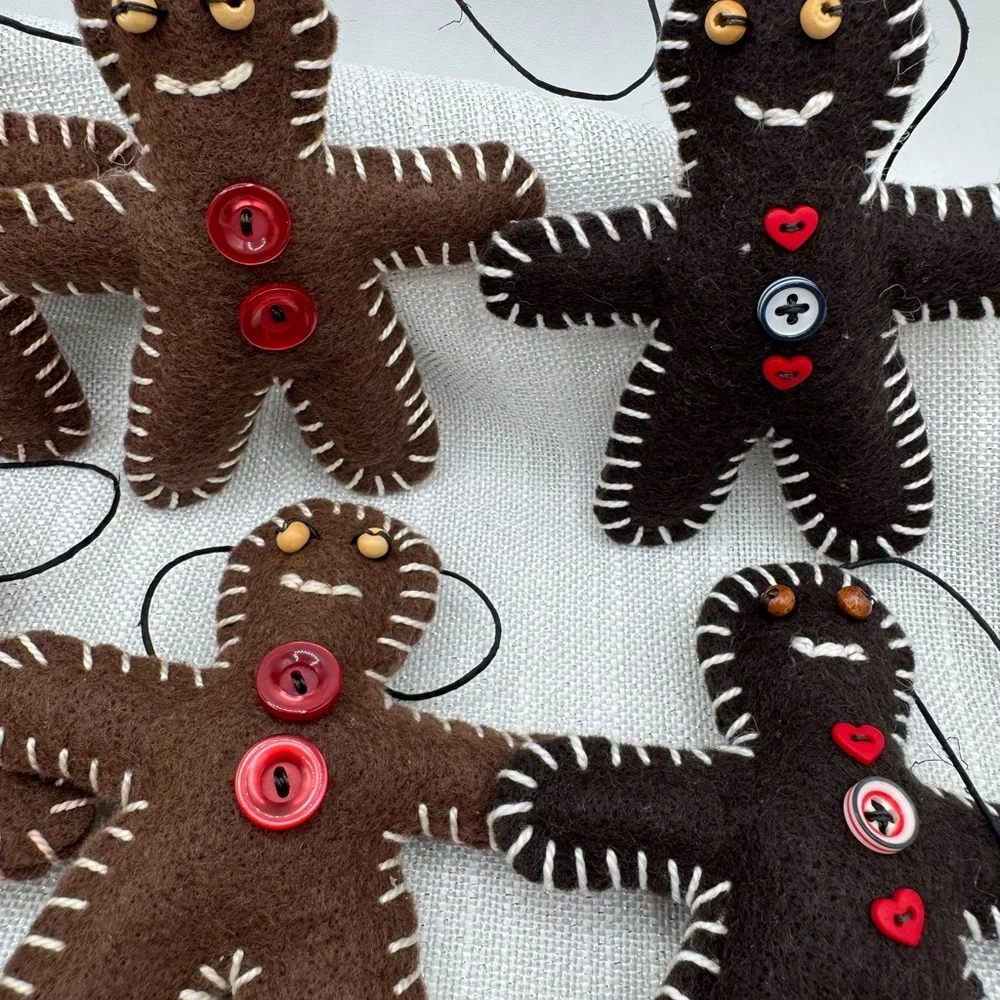 Gingerbread Ornaments Handmade 4” X 3.5” old fashioned style buttons set of 4